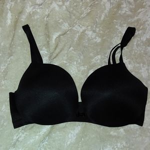 32DD Victoria's Secret Incredible Demi